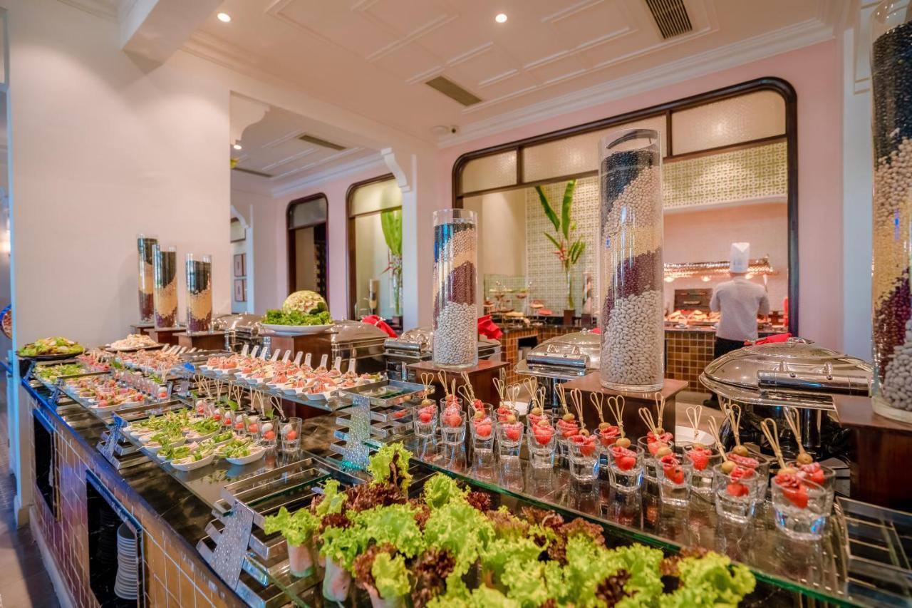 Allegro Hoi An . A Little Luxury Hotel & Spa Eksteriør billede A salad bar